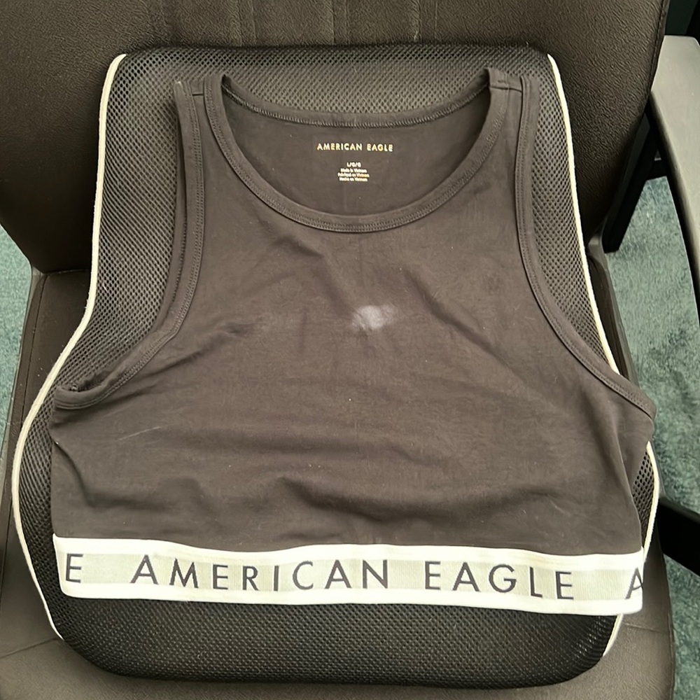 American Eagle black cropped tank top with white trim in Large